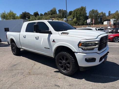 Used 2022 RAM 2500 Laramie AWD/4WD image 5