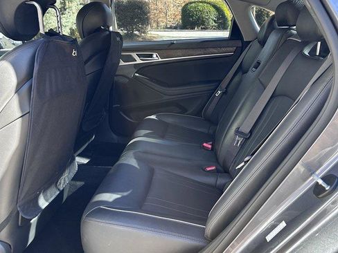 Used 2015 Hyundai Genesis 3.8 w/ Option Group 03 image 9