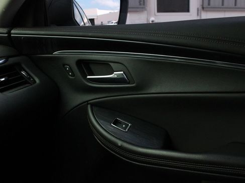 Used 2018 Chevrolet Impala LT FWD image 22