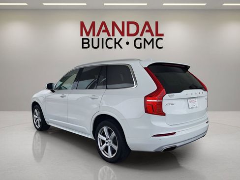 Used 2021 Volvo XC90 T5 Momentum image 8