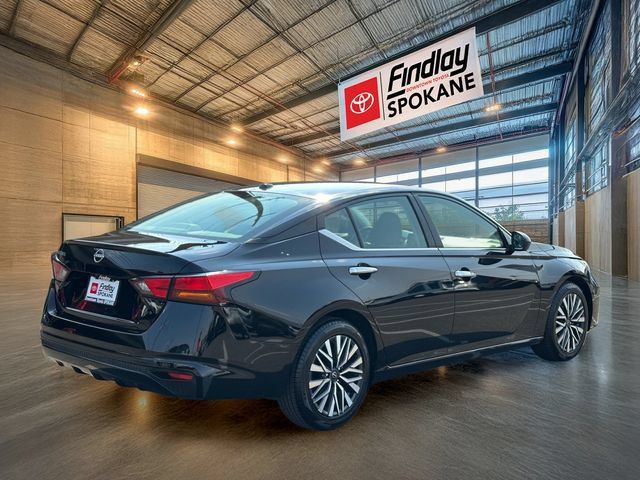 Used 2025 Nissan Altima 2.5 SV FWD image 5