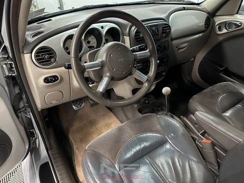 Used 2001 Chrysler PT Cruiser image 21