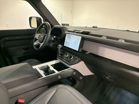 Used 2025 Land Rover Defender 110 S AWD/4WD image 24