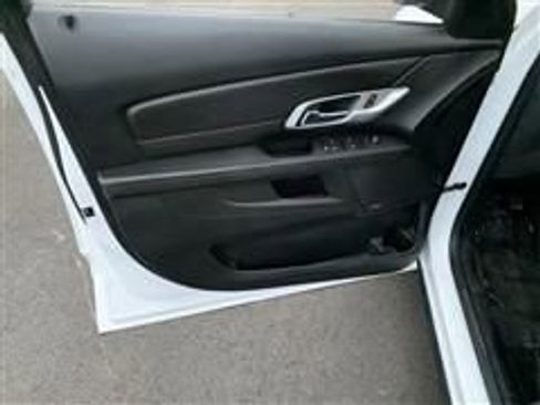 Used 2017 GMC Terrain SLE w/ Nightfall Package image 38