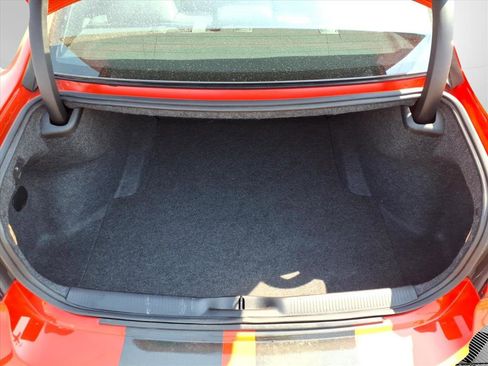 Used 2019 Dodge Charger SRT Hellcat w/ Navigation & Travel Group RWD image 13