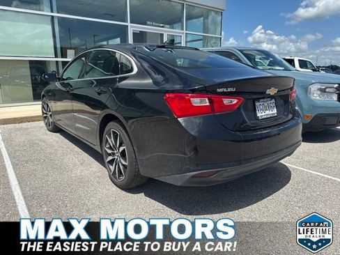 Used 2017 Chevrolet Malibu LT FWD image 5