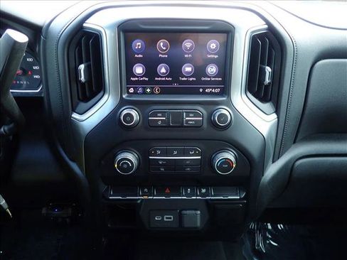 Used 2020 Chevrolet Silverado 1500 LT w/ Trailering Package AWD/4WD image 14
