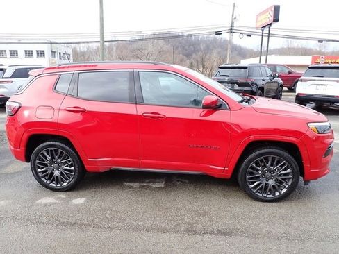 Used 2022 Jeep Compass High Altitude w/ (RED) Package image 8