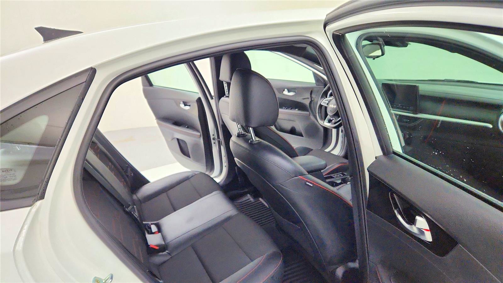 Used 2023 Kia Forte GT FWD image 37