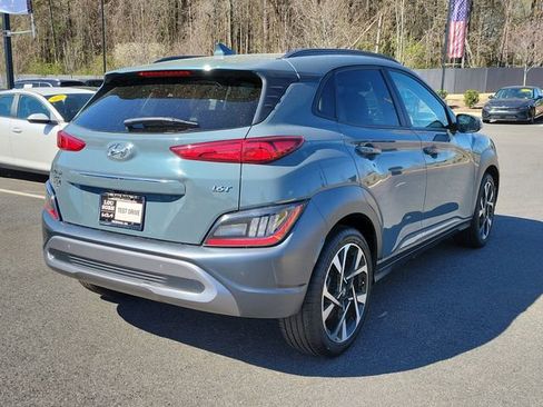 Used 2022 Hyundai Kona Limited FWD image 4