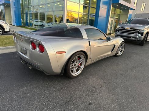 Used 2008 Chevrolet Corvette Z06 w/ Preferred Equipment Group image 3