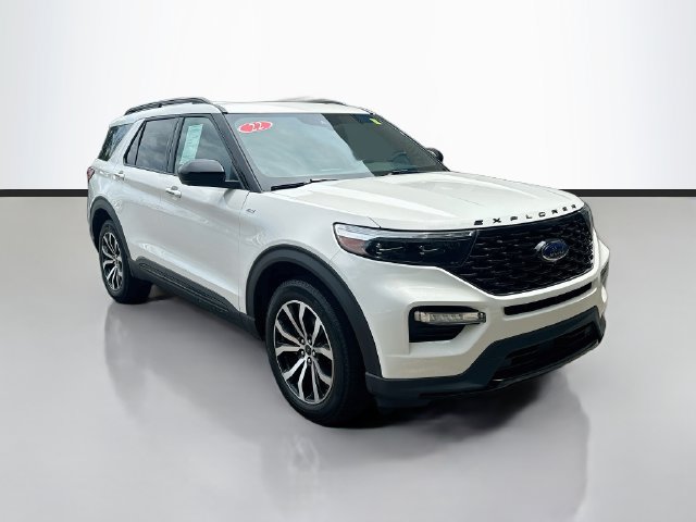 Used 2022 Ford Explorer ST-Line AWD/4WD image 2
