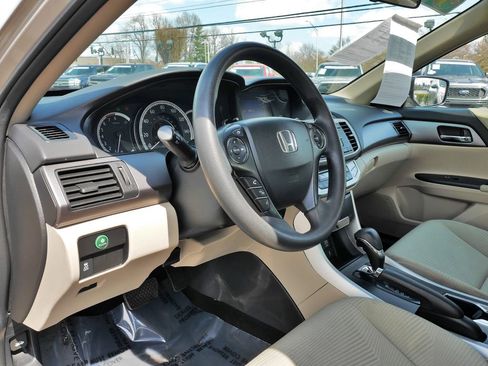 Used 2015 Honda Accord LX image 12