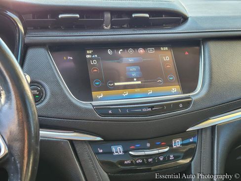 Used 2019 Cadillac XT5 Luxury FWD image 22