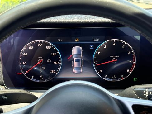 Used 2020 Mercedes-Benz E 350 Sedan image 25