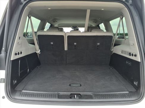 Used 2024 Jeep Wagoneer L Series II w/ Flexible Seating Group AWD/4WD image 25