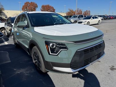 New 2026 Kia Niro EX
