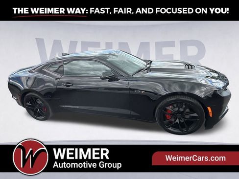 Used 2023 Chevrolet Camaro LT w/ RS Package RWD image 7