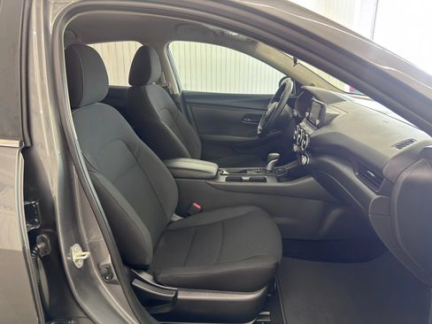 Used 2025 Nissan Sentra S FWD image 10