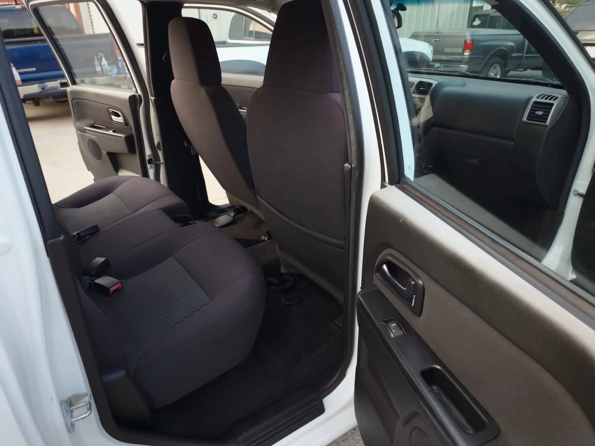 Used 2012 Chevrolet Colorado LT RWD image 16