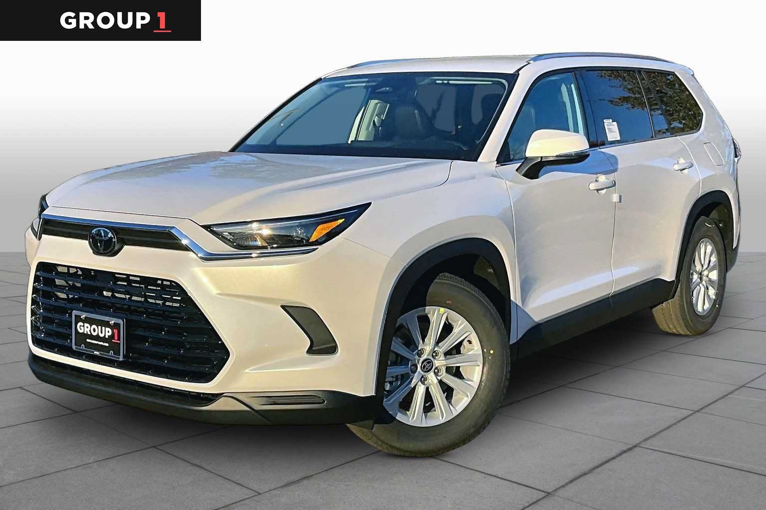 New 2026 Toyota Grand Highlander XLE FWD image 1