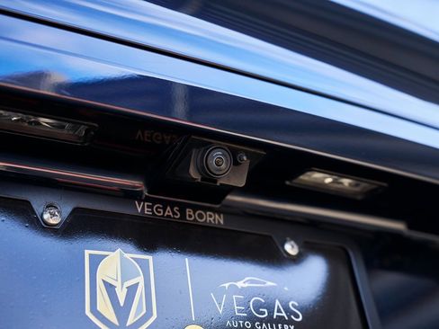 Used 2021 Bentley Bentayga image 12