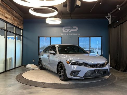 Used 2024 Honda Civic Sport Touring image 1