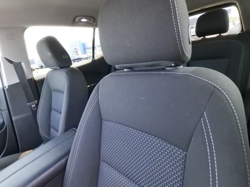 Used 2024 GMC Terrain SLE AWD/4WD image 24
