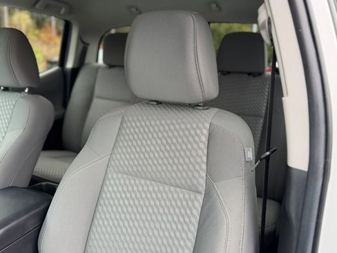 Certified 2023 Toyota Tacoma SR5 w/ Black Out Package (TMS) image 8