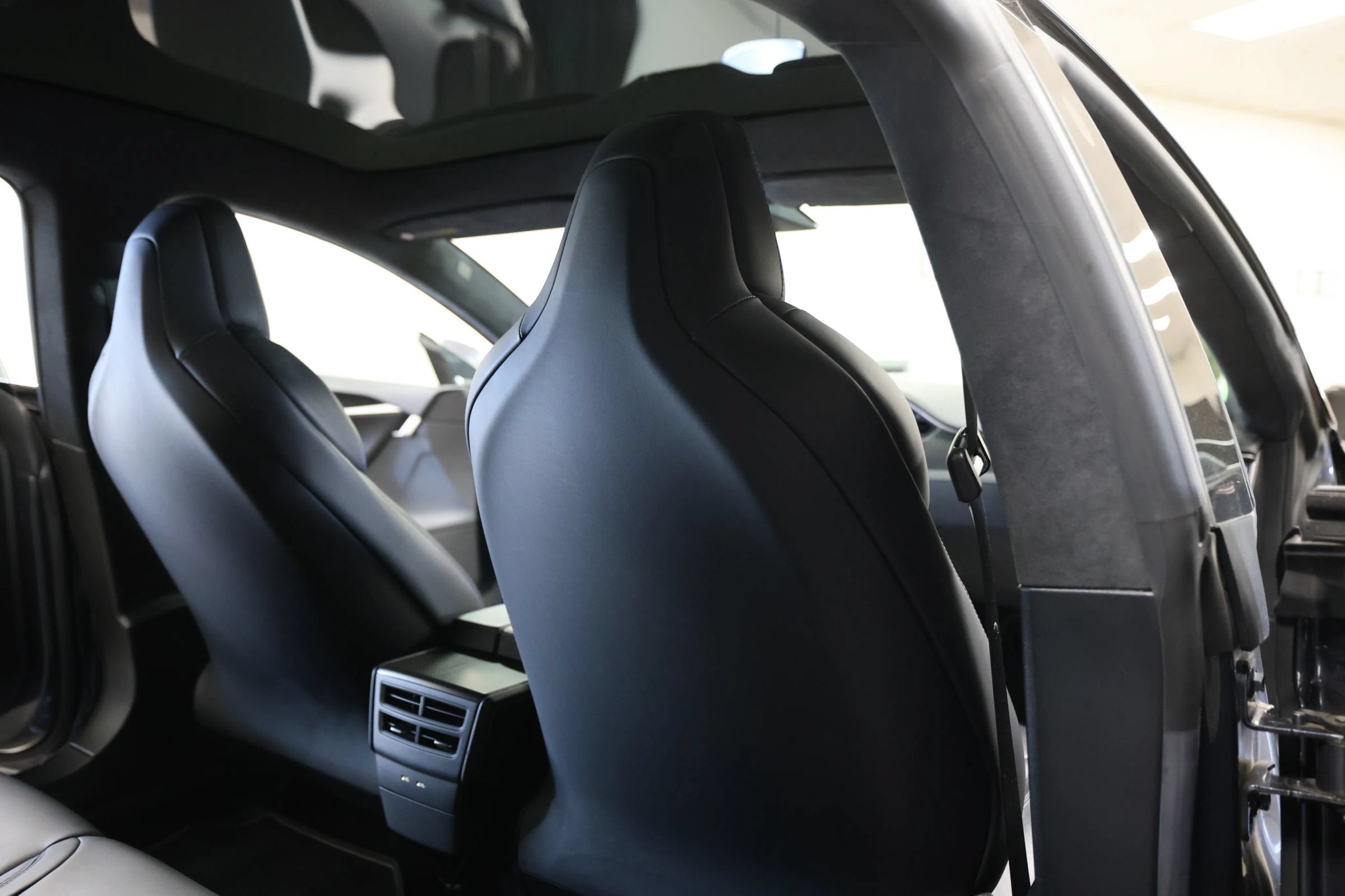Used 2019 Tesla Model S Performance AWD/4WD image 44