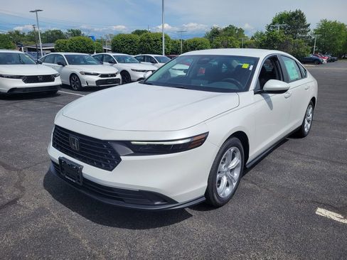New 2025 Honda Accord LX image 8