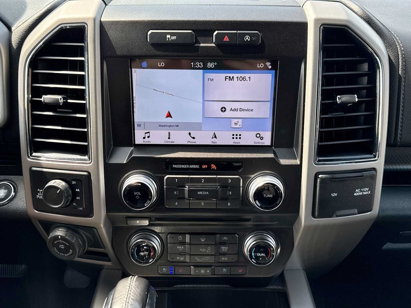 Used 2018 Ford F150 Lariat w/ Equipment Group 502A Luxury AWD/4WD image 27