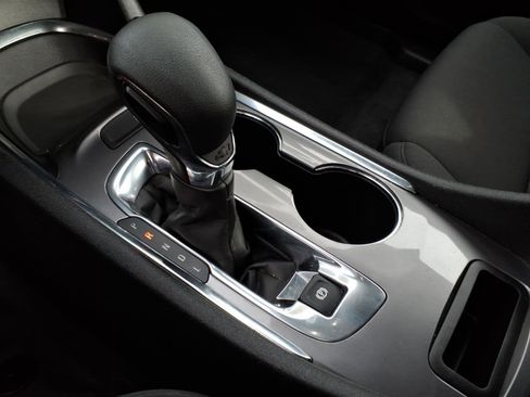 Used 2023 Chevrolet Malibu LT image 24