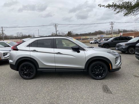 Used 2024 Mitsubishi Eclipse Cross Black Edition image 2