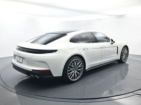 Certified 2025 Porsche Panamera image 14