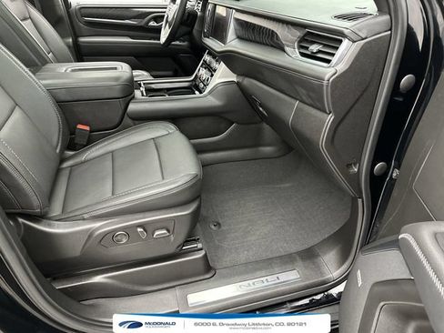 Used 2023 GMC Yukon Denali w/ LPO, Floor Liner Package AWD/4WD image 26