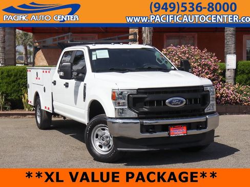 Used 2022 Ford F350 XL w/ Power Equipment Group image 1