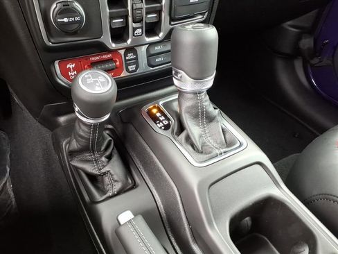 New 2026 Jeep Wrangler Unlimited Rubicon AWD/4WD image 16