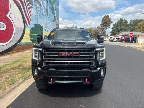 Used 2021 GMC Sierra 2500 AT4 w/ AT4 Premium Plus Package AWD/4WD image 7