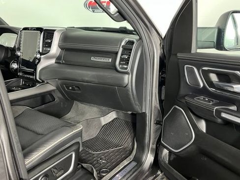 Used 2022 RAM 1500 Laramie AWD/4WD image 30
