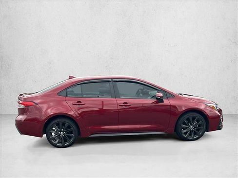 Used 2024 Toyota Corolla SE image 4