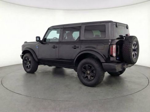 Used 2024 Ford Bronco Black Diamond image 3