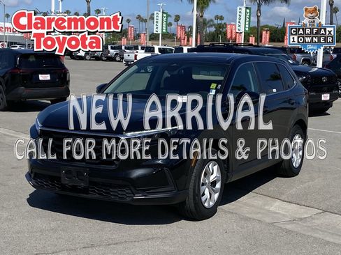 Used 2025 Honda CR-V LX image 1