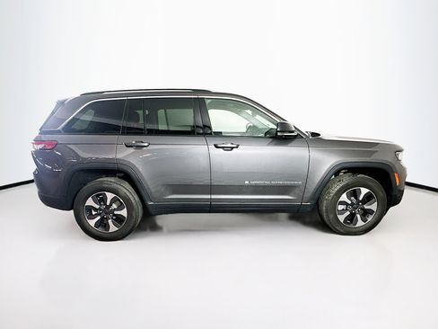 Used 2022 Jeep Grand Cherokee Limited 4xe w/ Luxury Tech Group II image 10