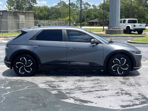 Used 2022 Hyundai Ioniq 5 SEL RWD image 11
