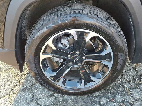 Used 2026 Chevrolet Equinox LT image 13