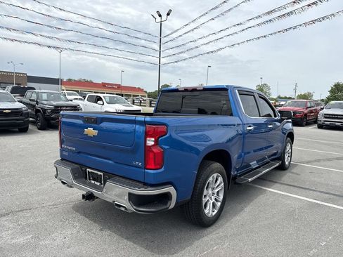 Used 2022 Chevrolet Silverado 1500 LTZ w/ LTZ Premium Package AWD/4WD image 13