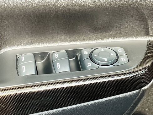 Used 2023 GMC Acadia AT4 w/ Technology Package image 18