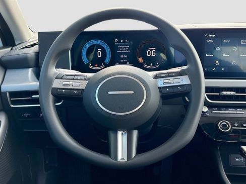 Certified 2025 Hyundai Sonata SE image 11