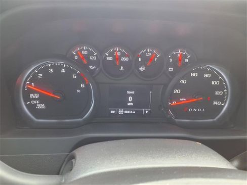 Used 2022 Chevrolet Silverado 1500 Custom Trail Boss w/ LPO, Dark Essentials Package image 12